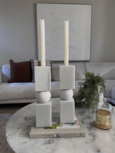 Cargar imagen en el visor de la galería, Set 2 candelabros
