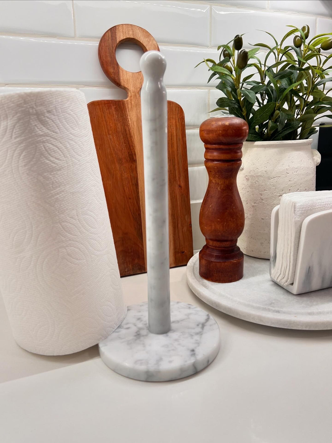 Soporte para papel toalla mármol