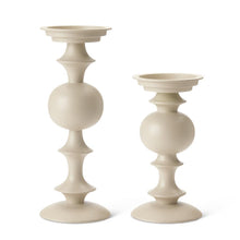 Cargar imagen en el visor de la galería, Set de dos candelabros
