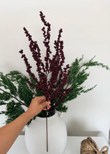 Cargar imagen en el visor de la galería, Rama de berry borgoña

