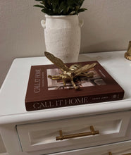 Cargar imagen en el visor de la galería, Libro Call It Home

