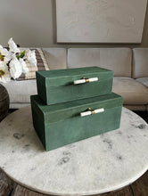 Cargar imagen en el visor de la galería, Cajas decorativas
