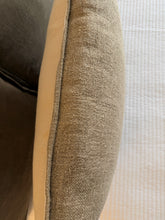 Cargar imagen en el visor de la galería, Cojin lumbar
