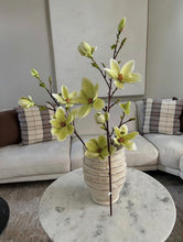 Cargar imagen en el visor de la galería, Magnolia
