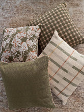 Cargar imagen en el visor de la galería, Cojín
