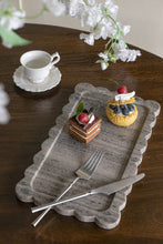 Cargar imagen en el visor de la galería, Bandeja mármol
