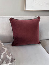 Cargar imagen en el visor de la galería, Cojín
