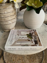 Cargar imagen en el visor de la galería, Libro Home: The Residential Architecture
