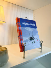 Cargar imagen en el visor de la galería, Libro Alpine Style
