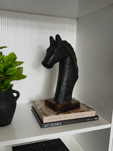Cargar imagen en el visor de la galería, Caballo
