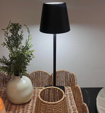 Cargar imagen en el visor de la galería, Lampara LED
