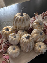 Cargar imagen en el visor de la galería, Set 9 calabazas
