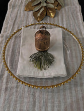 Cargar imagen en el visor de la galería, Porta plato 13&quot; transparente
